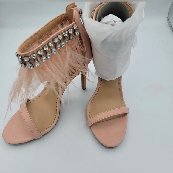 Ostrich Feather Embellished High Heels - Picture 4 of 5